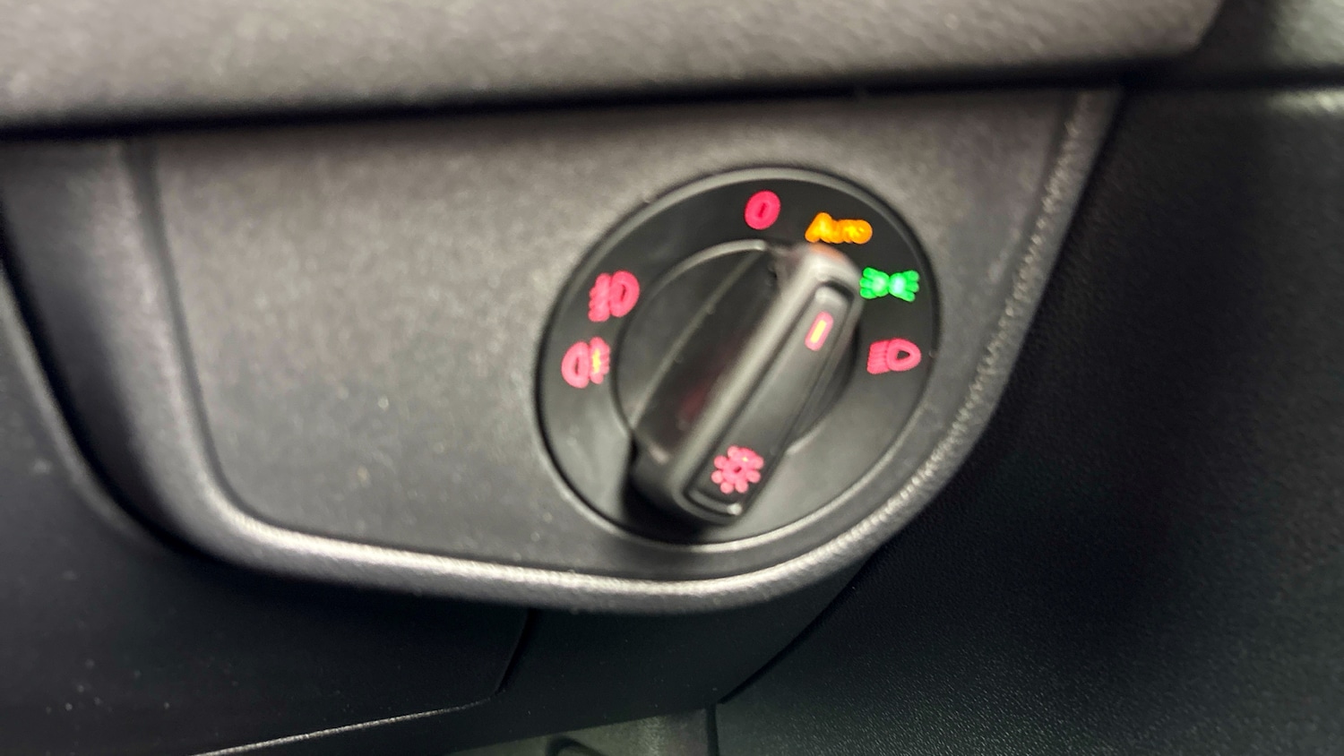 Used Volkswagen Polo 2019 for sale - 77896393: Photo 25