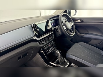 Used Volkswagen T-Cross 2026 for sale - 79468020: Photo