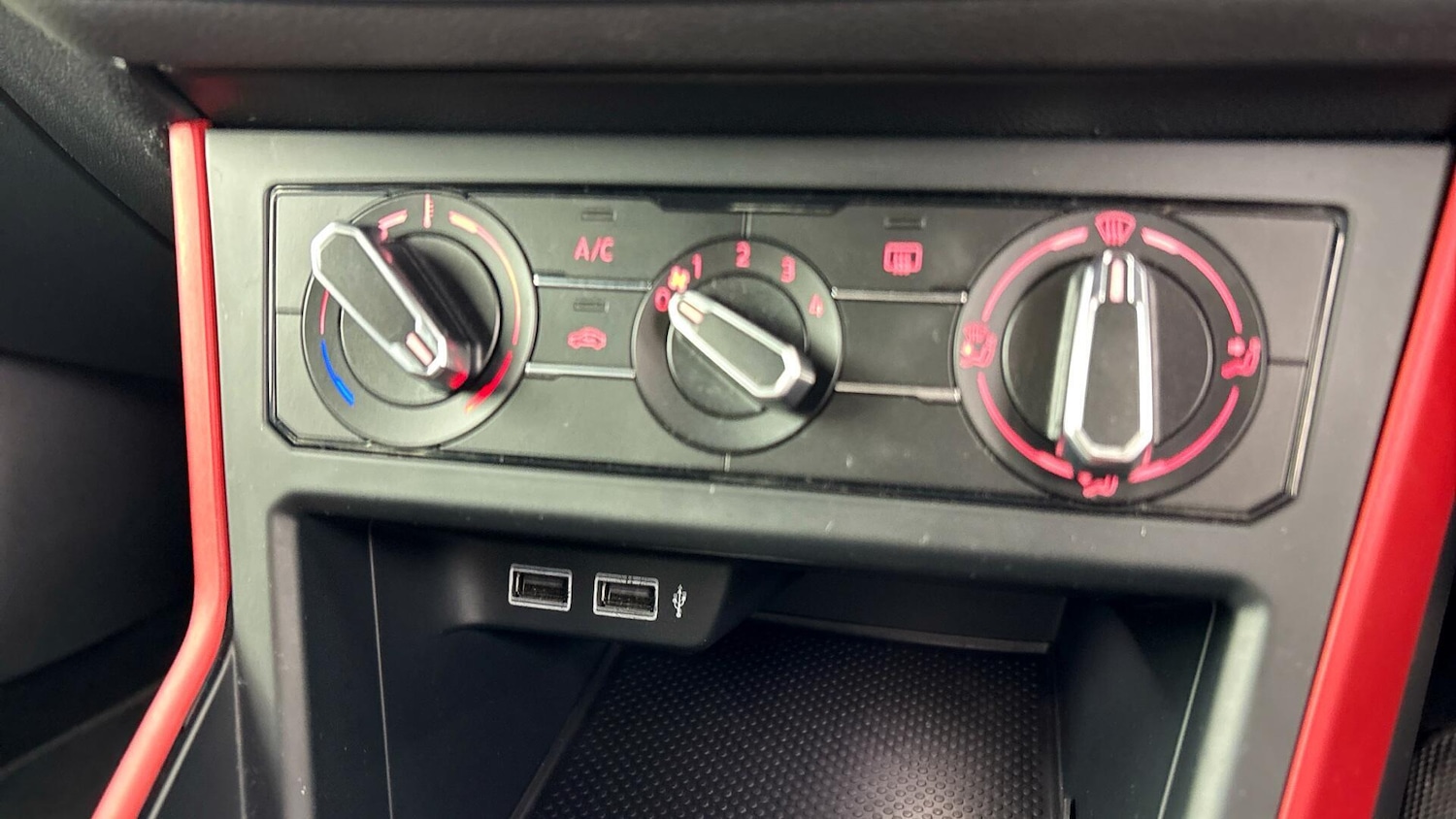 Used Volkswagen Polo 2019 for sale - 77766630: Photo 14