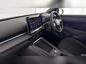 Used Volkswagen T-Roc 2026 for sale - 79542946: Photo