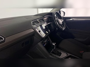 Used Volkswagen Tiguan Allspace 2022 for sale - 76931361: Photo