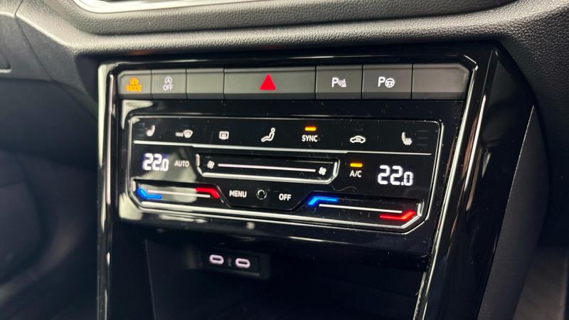 Used Volkswagen T-Roc 2022 for sale - 76858788: Photo 13