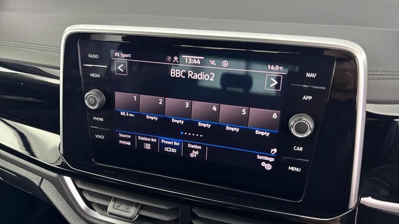 Used Volkswagen T-Roc 2022 for sale - 76858788: Photo 14