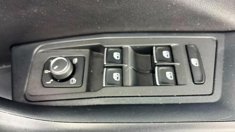 Used Volkswagen T-Roc 2022 for sale - 76858788: Photo 19