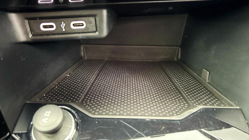 Used Volkswagen T-Roc 2022 for sale - 76858788: Photo 25