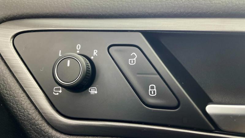 Used Volkswagen Golf 2018 for sale - 77152047: Photo 20