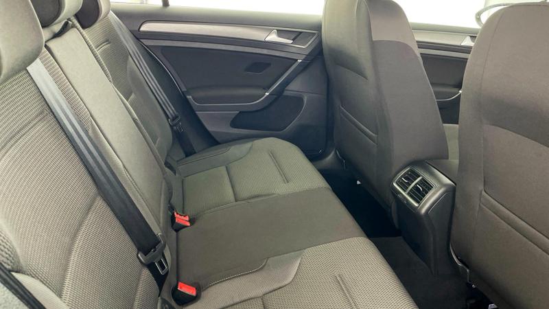 Used Volkswagen Golf 2018 for sale - 77152047: Photo 26