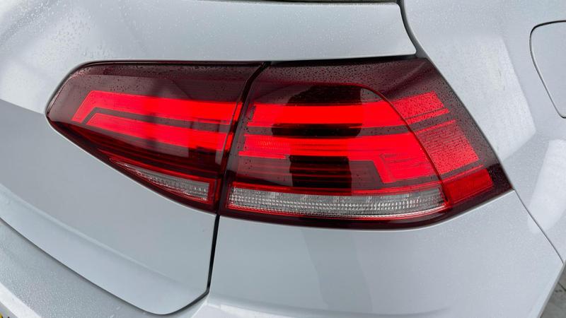 Used Volkswagen Golf 2018 for sale - 77152047: Photo 27