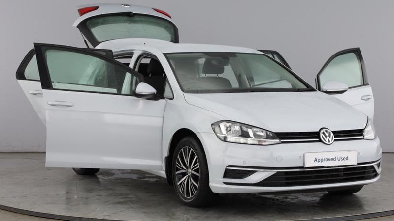 Used Volkswagen Golf 2018 for sale - 77152047: Photo 9