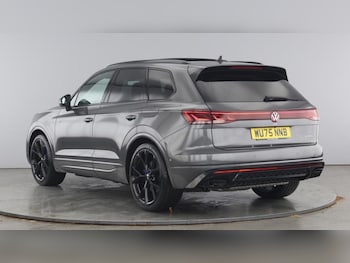 Used Volkswagen Touareg 2025 for sale - 76722898: Photo