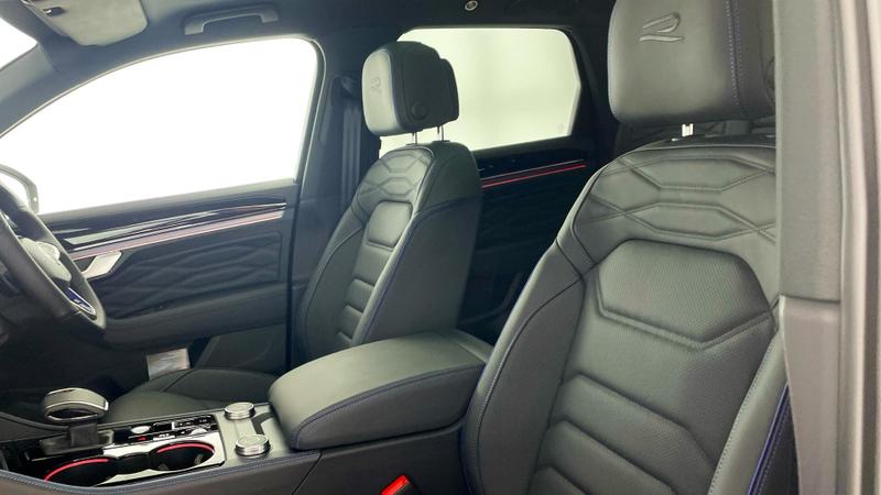 Used Volkswagen Touareg 2025 for sale - 76722898: Photo 44