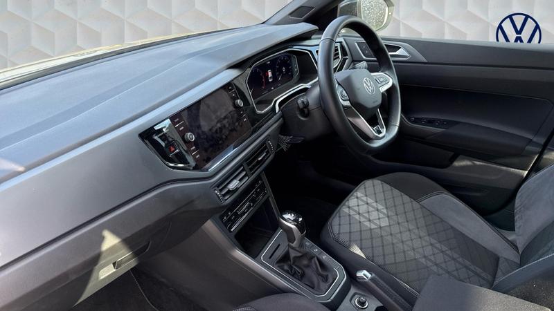 Used Volkswagen Taigo 2025 for sale - 75945233: Photo 2