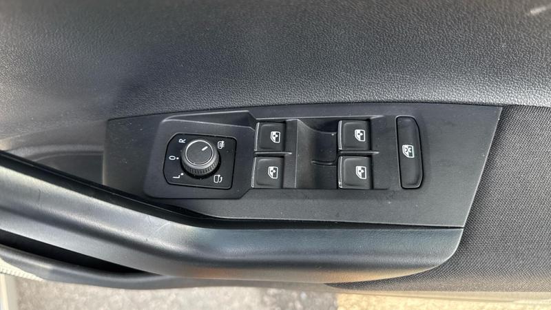 Used Volkswagen Taigo 2025 for sale - 75945233: Photo 30