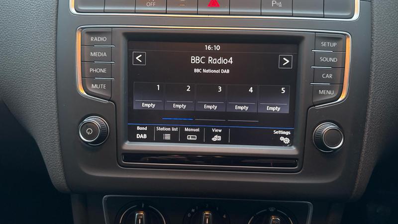 Used Volkswagen Polo 2017 for sale - 76508282: Photo 37