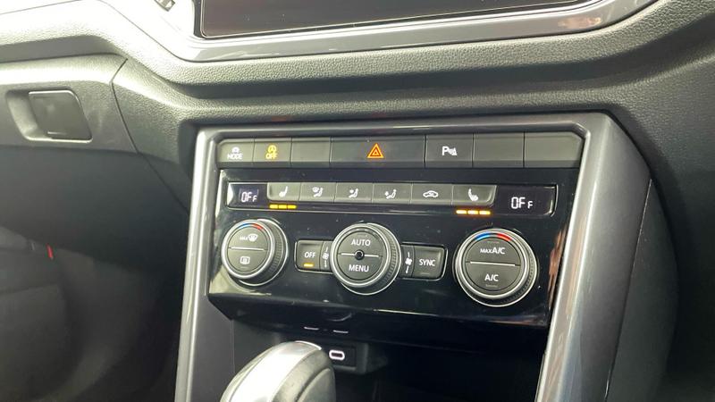 Used Volkswagen T-Roc 2021 for sale - 75744922: Photo 25