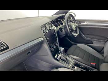 Used Volkswagen Golf 2019 for sale - 74549654: Photo