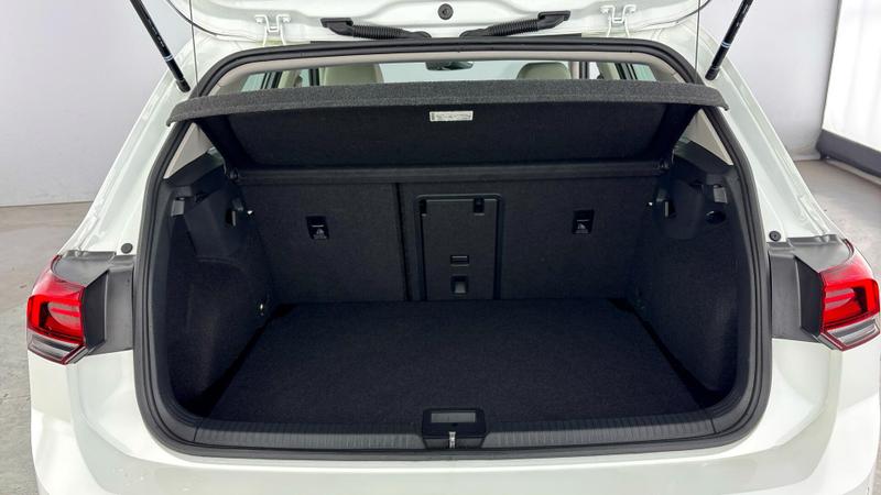 Used Volkswagen Golf 2023 for sale - 76858789: Photo 30