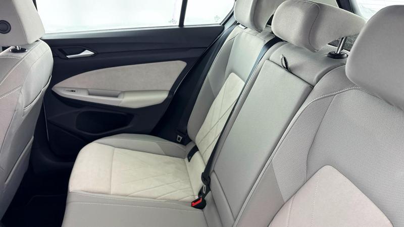 Used Volkswagen Golf 2023 for sale - 76858789: Photo 34