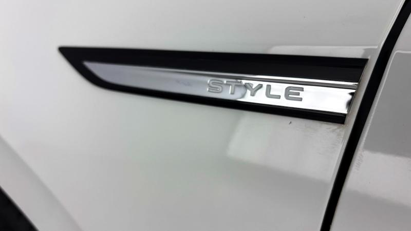 Used Volkswagen Golf 2023 for sale - 76858789: Photo 36