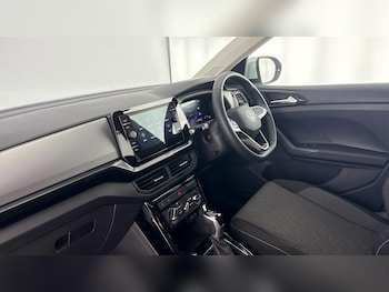 Used Volkswagen T-Cross 2025 for sale - 78698780: Photo