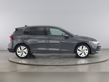 Used Volkswagen Golf 2025 for sale - 77630886: Photo