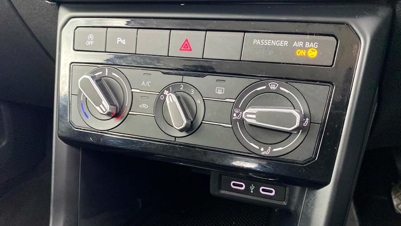 Used Volkswagen T-Cross 2023 for sale - 76649727: Photo 13