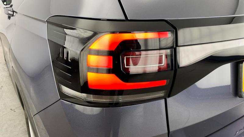 Used Volkswagen T-Cross 2023 for sale - 76649727: Photo 30