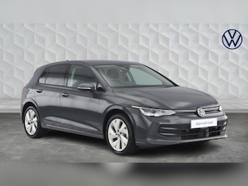 Used Volkswagen Golf 2024 for sale - 75667657: Photo