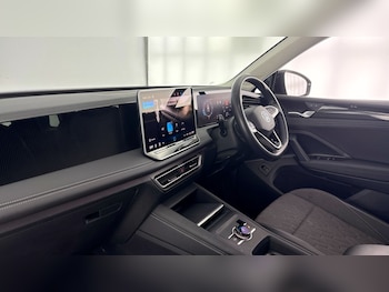 Used Volkswagen Tiguan 2024 for sale - 79483389: Photo