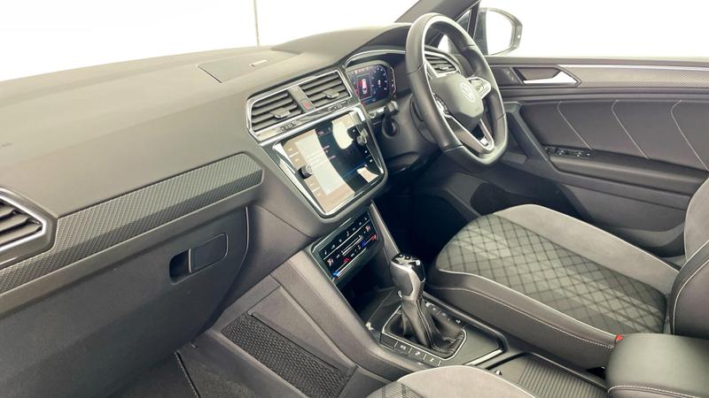 Used Volkswagen Tiguan 2024 for sale - 76394190: Photo 2