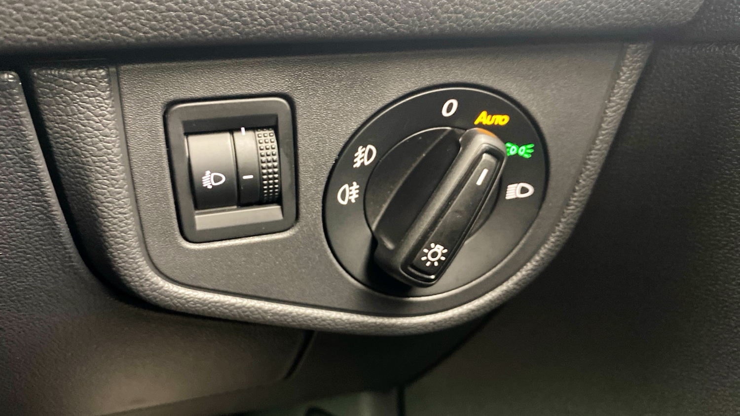 Used Volkswagen Taigo 2025 for sale - 77781925: Photo 21