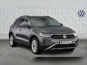 Used Volkswagen T-Roc 2024 for sale - 78106503: Photo
