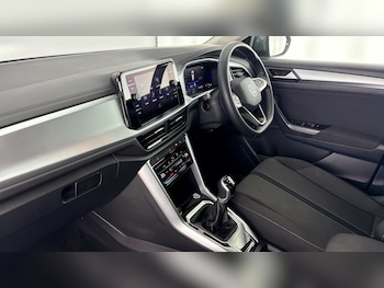 Used Volkswagen T-Roc 2024 for sale - 78106503: Photo