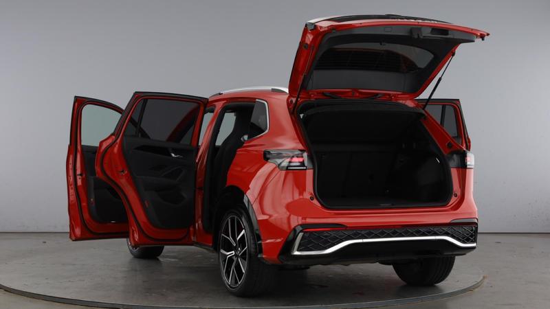 Used Volkswagen Tiguan 2025 for sale - 76541436: Photo 11