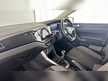 Used Volkswagen Polo 2023 for sale - 79542185: Photo