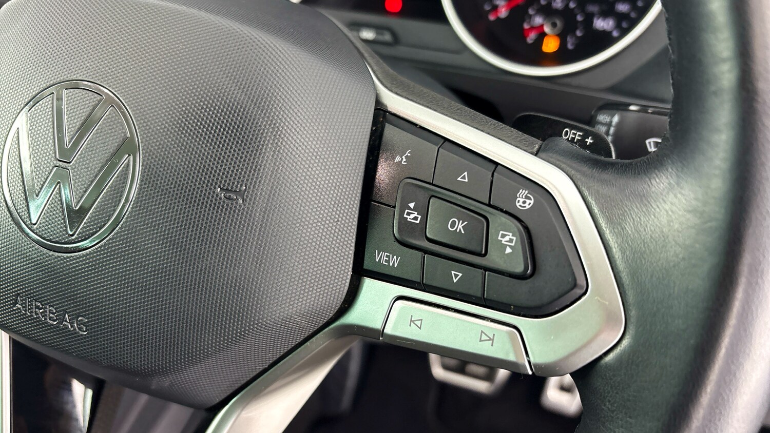 Used Volkswagen Tiguan 2022 for sale - 77903415: Photo 31