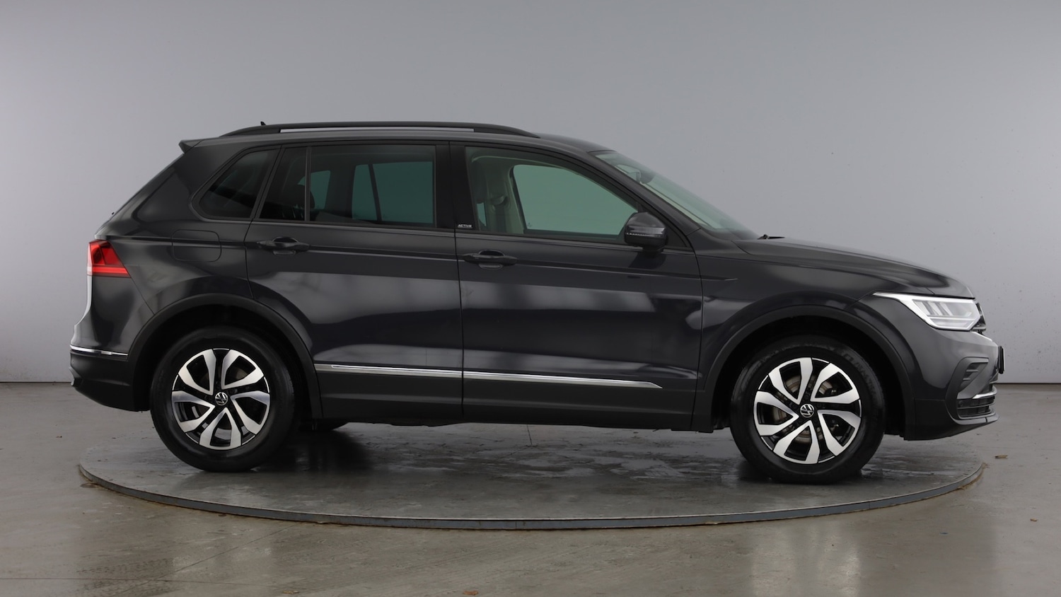 Used Volkswagen Tiguan 2022 for sale - 77903415: Photo 4