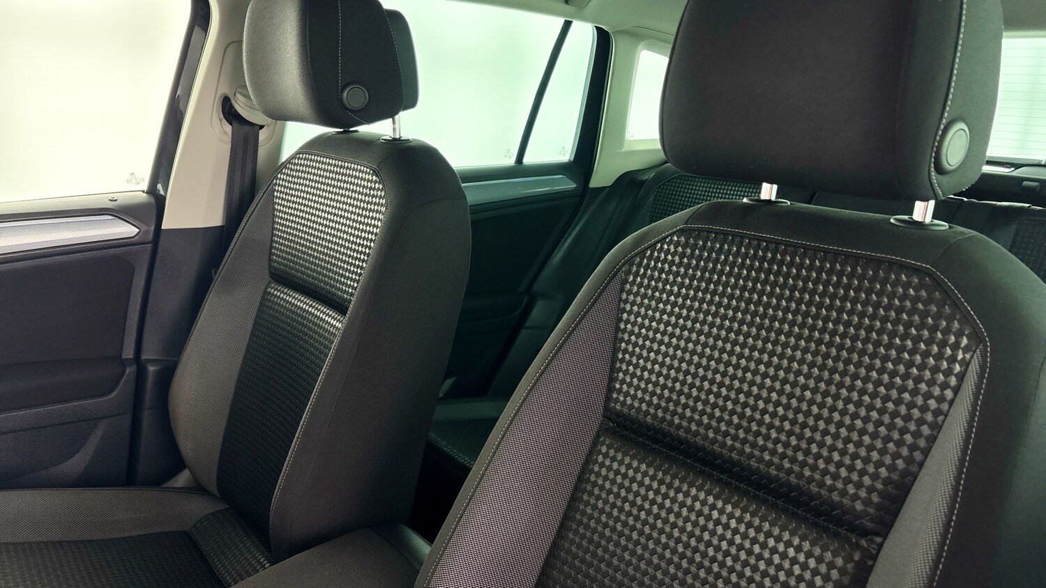 Used Volkswagen Tiguan 2022 for sale - 77903415: Photo 41