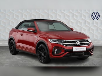 Used Volkswagen T-Roc 2023 for sale - 77639427: Photo