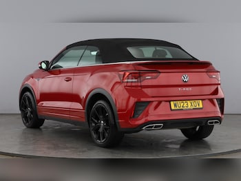 Used Volkswagen T-Roc 2023 for sale - 77639427: Photo
