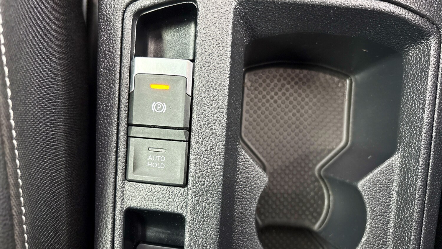 Used Volkswagen T-Roc 2023 for sale - 77639427: Photo 8