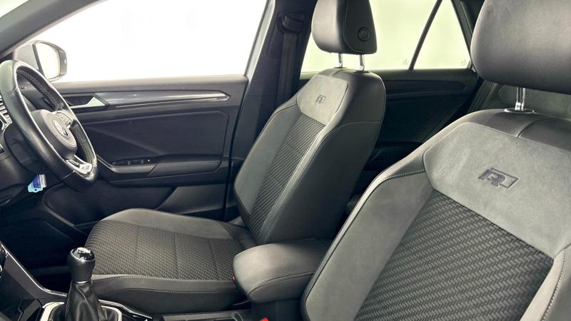 Used Volkswagen T-Roc 2020 for sale - 77445900: Photo 32
