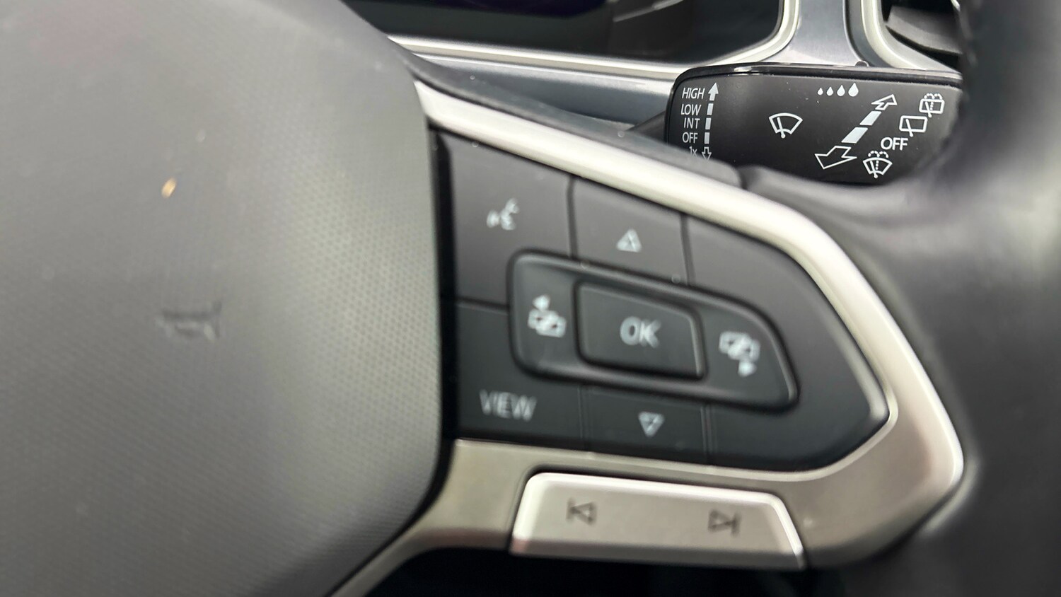 Used Volkswagen T-Roc 2024 for sale - 77602549: Photo 21