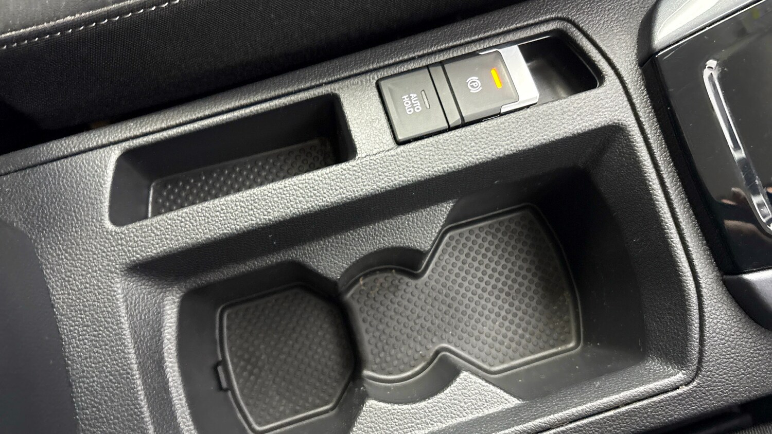 Used Volkswagen T-Roc 2024 for sale - 77602549: Photo 25