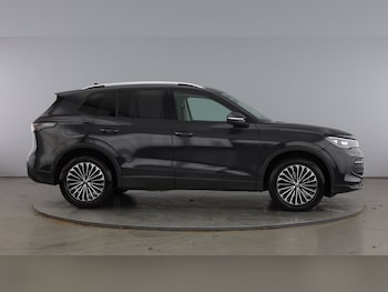 Used Volkswagen Tiguan 2024 for sale - 78804547: Photo
