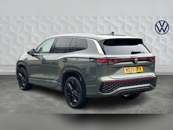 Used Volkswagen Touran 2025 for sale - 77602651: Photo