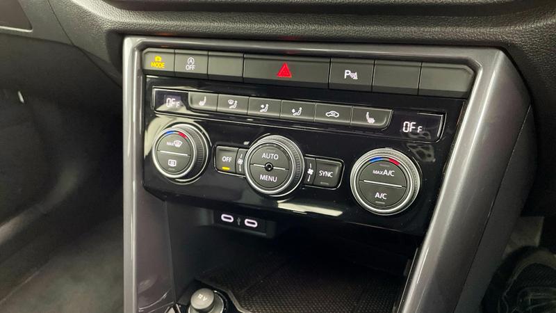 Used Volkswagen T-Roc 2021 for sale - 75717903: Photo 17