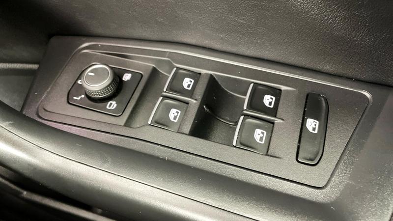 Used Volkswagen T-Roc 2021 for sale - 75717903: Photo 20