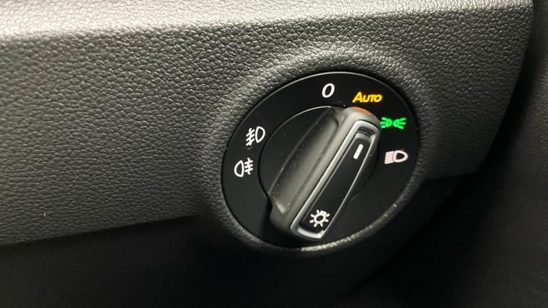 Used Volkswagen T-Roc 2021 for sale - 75717903: Photo 21