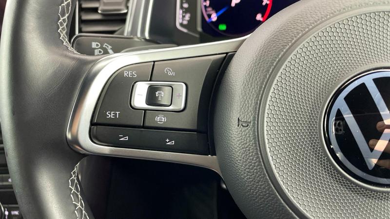 Used Volkswagen T-Roc 2021 for sale - 75717903: Photo 24